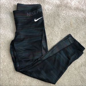 Nike Pro Hypercool leggings size M